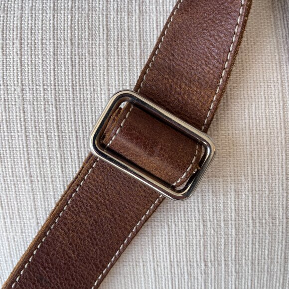 Roots Village Crossbody Bag – Tribe Leather – Like New - Picture 5 of 8